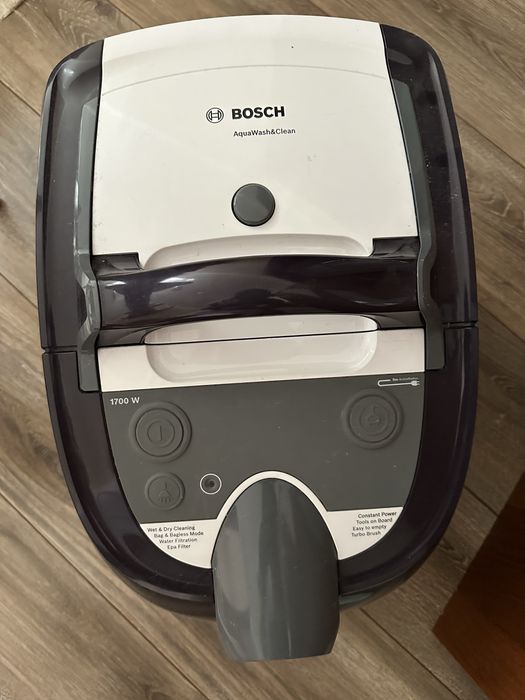 Моющий пылесос Bosch