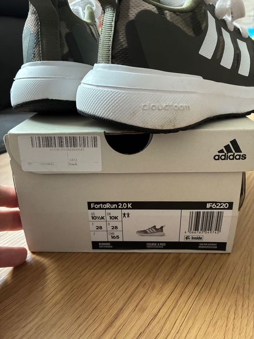 Маратонки за момче adidas