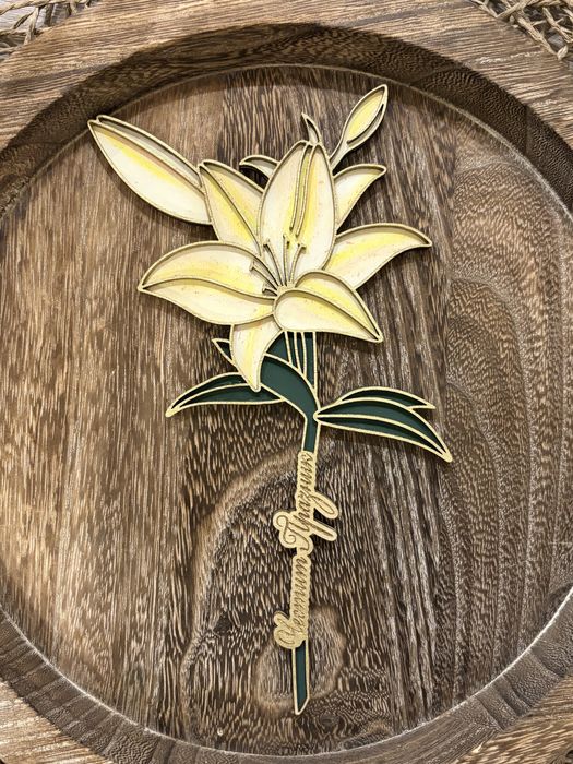 Персонализирани, ръчно рисувани, дървени цветя за различни поводи