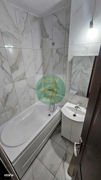 Deînchiriat – Apartament 4 Camere