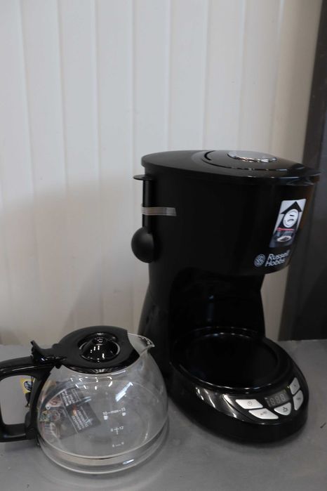 Кафе машина Russell Hobbs Textures plus с лек дефект