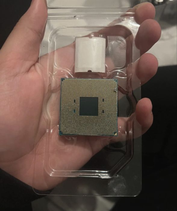 Ryzen 3 2200g full box