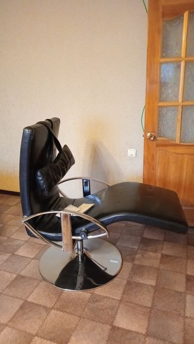 Продам кресло б/у