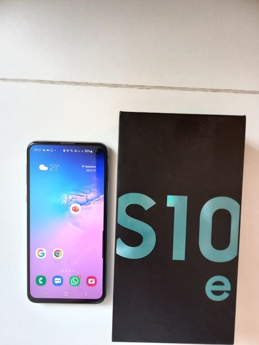 Продам смартфон Самсунг  s 10e