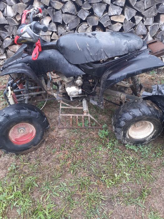 Atv bashan 250 cc,trebuie electromotor și baterie.