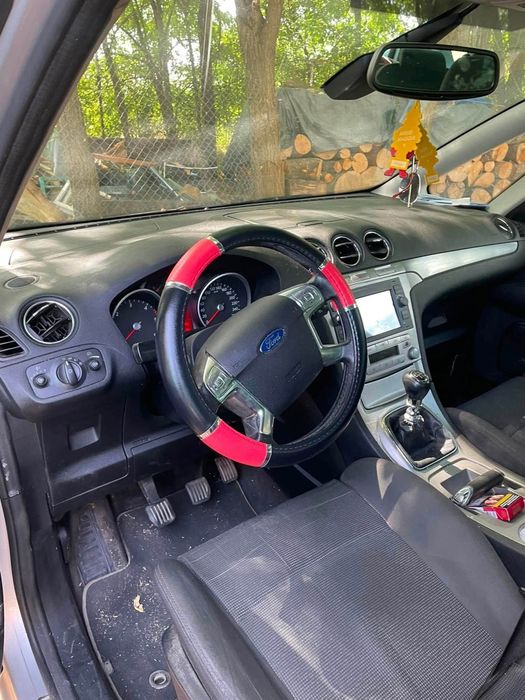 Ford s max mai multe detalii privat