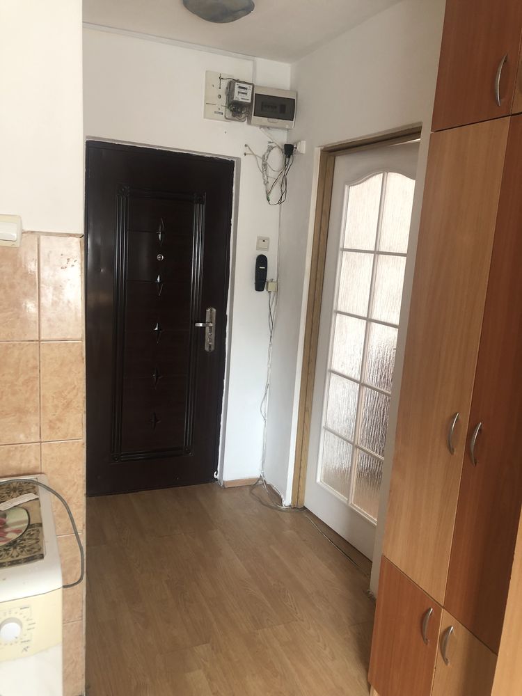 Dau In Chirie Apartamant Camera Zona Rogerius Oradea Olx Ro