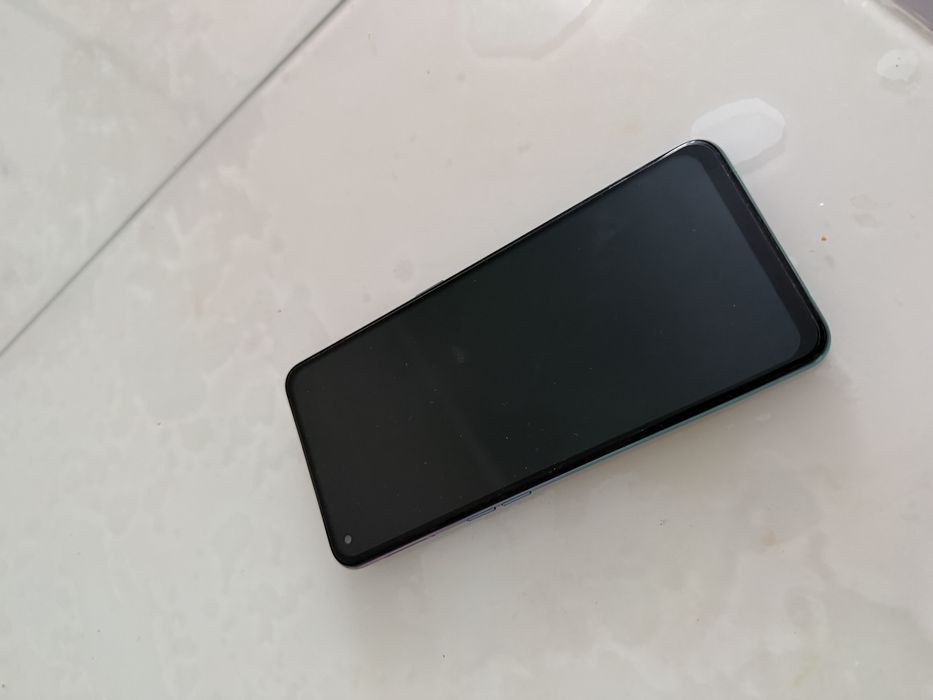 Продам телефон oppo reno 5lite