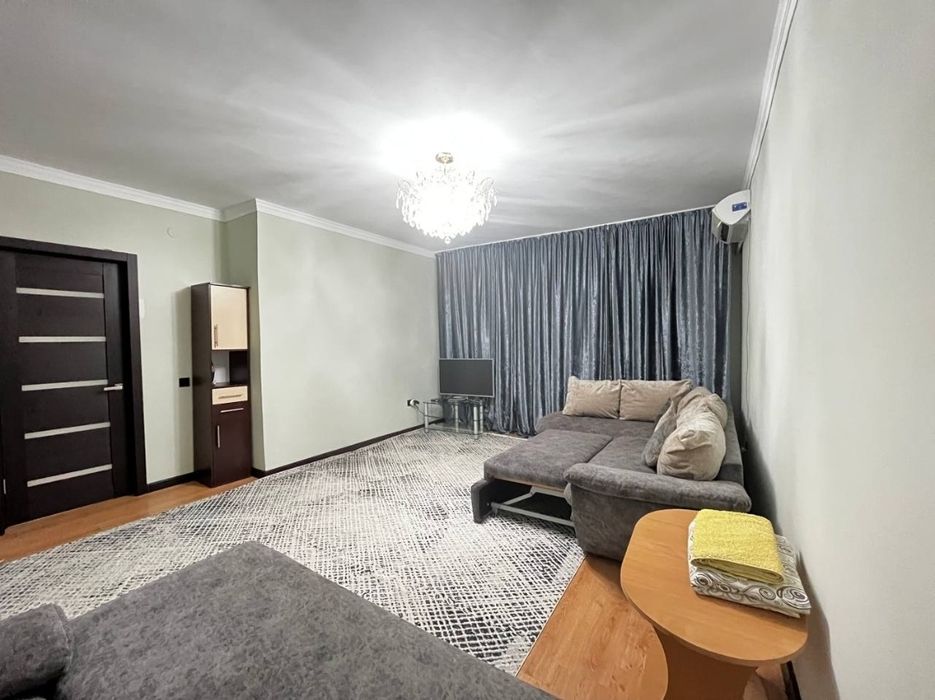 3-ком квартира 5 мкрн 3эт 35000