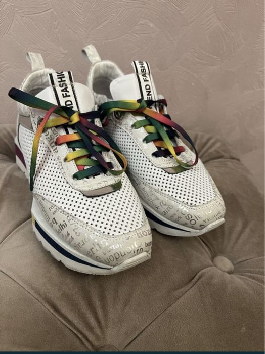 Кроссовки кожанные Турция бренд