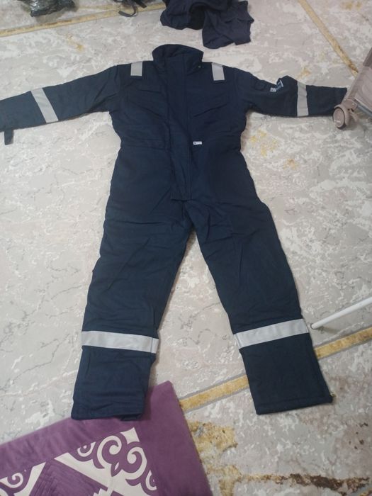 Зимнии комбинезон