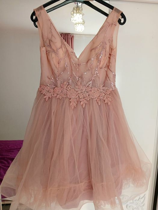 Официална дамска рокля