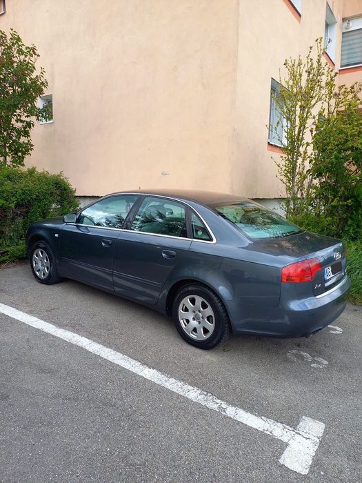 AUDI A4 2005 — imagine 2
