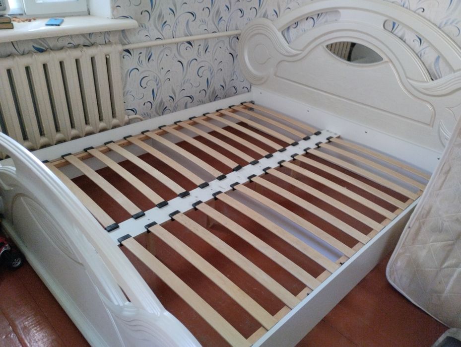 Продам кровать  двухспалку