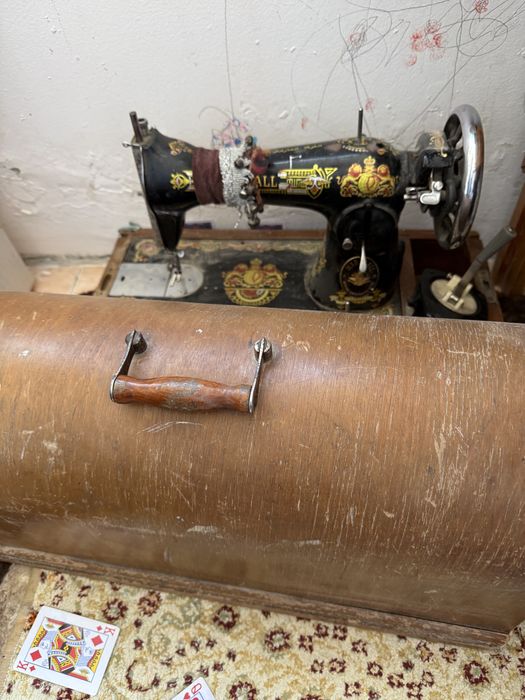 Щвейные машины 3 разный