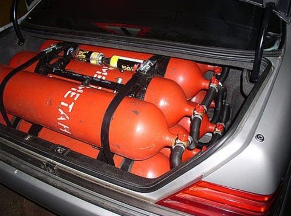 Газ балон  продаётся срочно! ГВО Газ балон железный балон 2028 сро