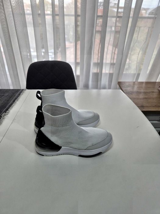 Високи маратонки тип чорап KC