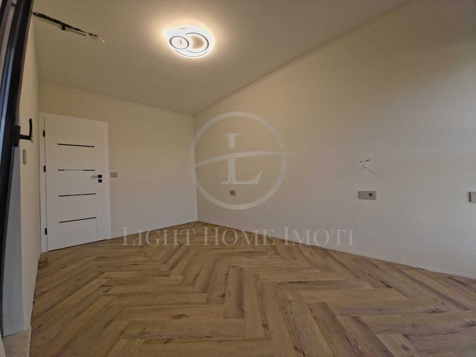 Продава се Тристаен апартамент в Пловдив, Каменица 2 - 113 кв.м за 1921 €/кв.м - Снимка #7