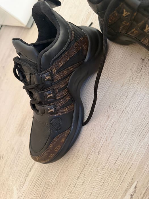 Дамски обувки LV