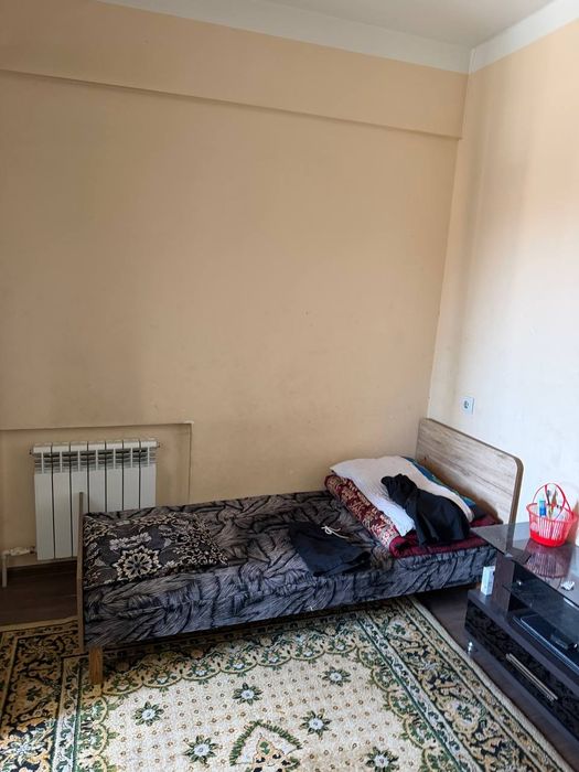 Sergeli 5a kvartira sotiladi