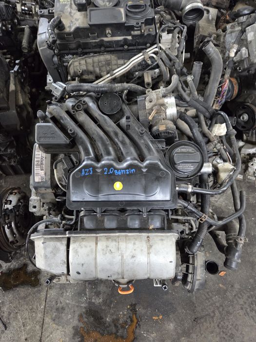 Двигател Голф 4 2.0 бензин