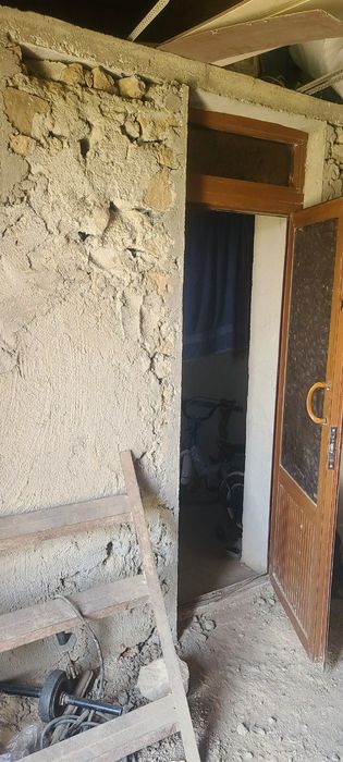 Uy sotiladi siroshni guzorda 30sutik