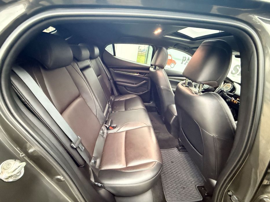 Mazda 3 2.0 e-SkyActiv- 186 CP BENZINA HYBRID 55.000 KM - Garanție / Rate