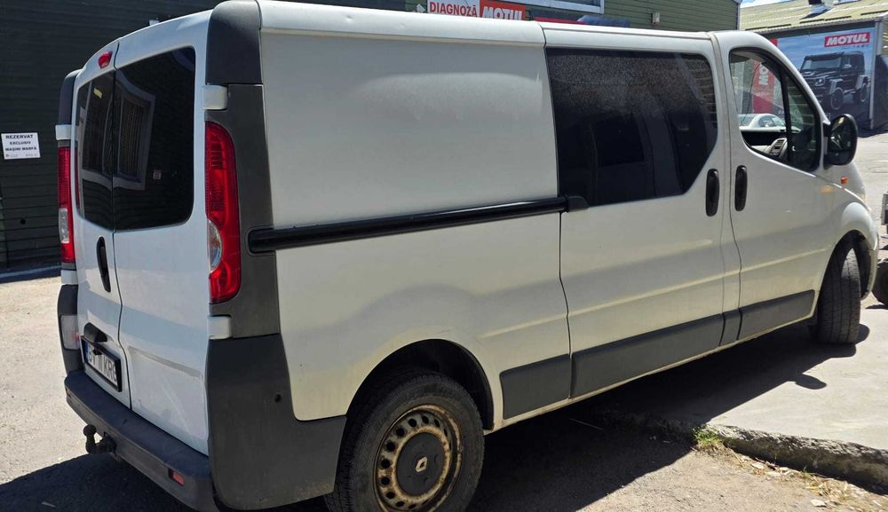 RENAULT Trafic 2006 — imagine 3