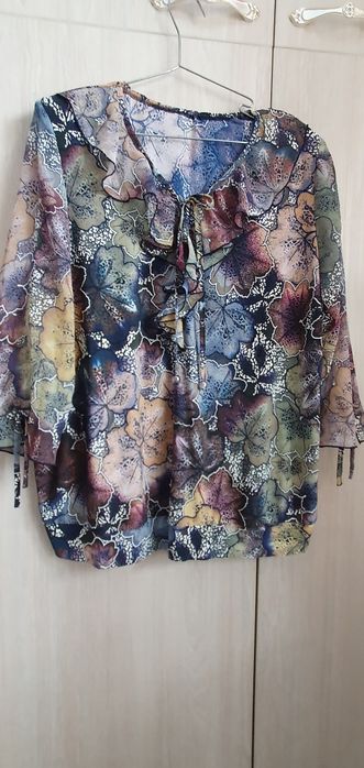 Поатье новое полуушерсть46р150тыс,кофточка48р ,120тыс платье 46ризСША