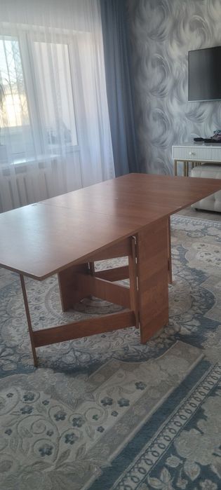 Продам стол складной