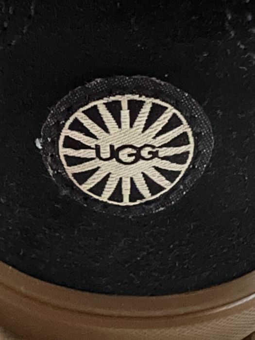 UGG, K Kameron. Кожаные кеды из США. 100% овчина. Оригинал. Разм. 38