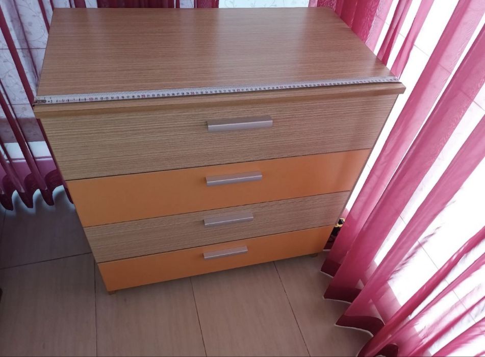 Цялостно обзавеждане за дома/спални комплекти/гардероби/маси/дивани