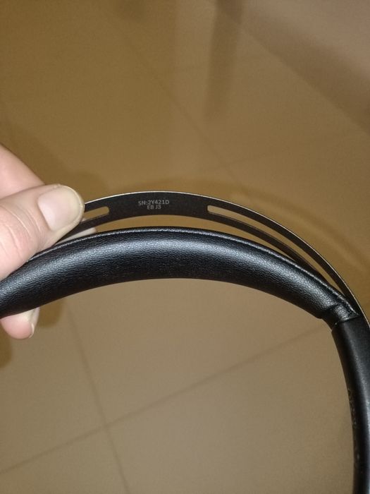 Casti Wireless Plantronics Poly Voyager Focus 2, cu garanție valabilă