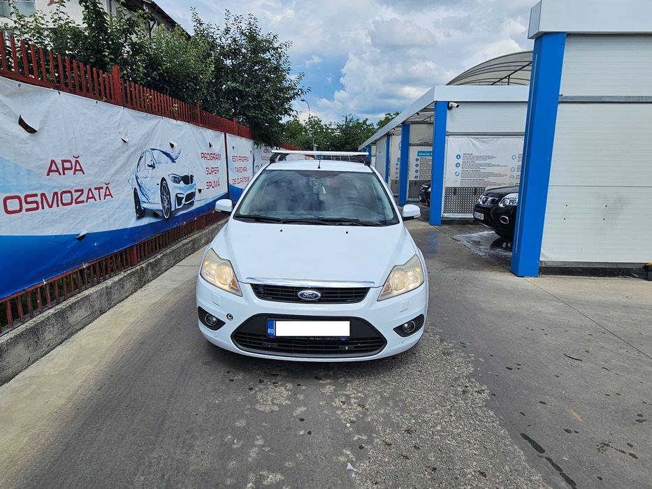 Vand Ford Focus benzina 1.6 100CP
