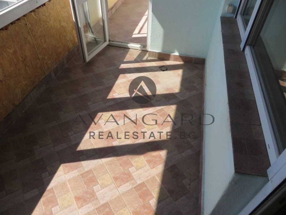 Продава се Тристаен апартамент в Пловдив, Кючук Париж - 107 кв.м за 1233 €/кв.м - Снимка #11