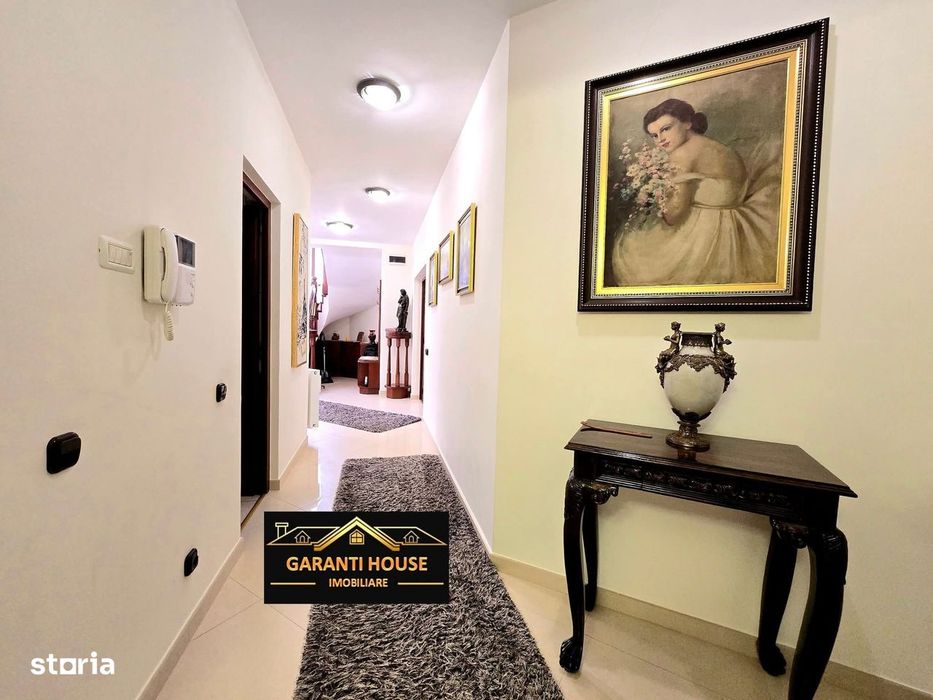 Zona Hollosy Simon, casa P+M, 370 mp teren, 360 000€