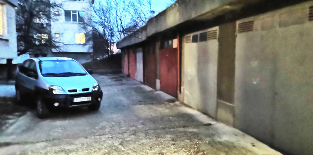 Гаражи под наем за автомобил или съхранение на багаж в Русе
