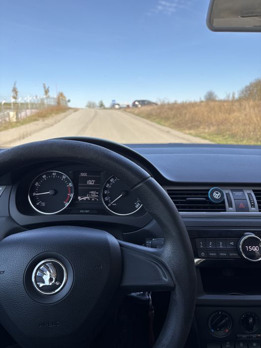 SKODA Rapid 2015 — imagine 5