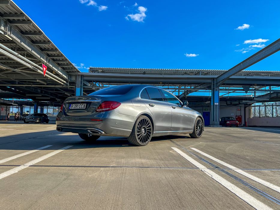 Mercedes E220 4matic– Distronic, Multibeam, Digital Cockpit, Scaune Ventilate