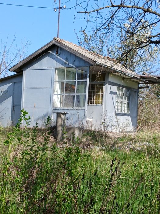 Вила за продажба