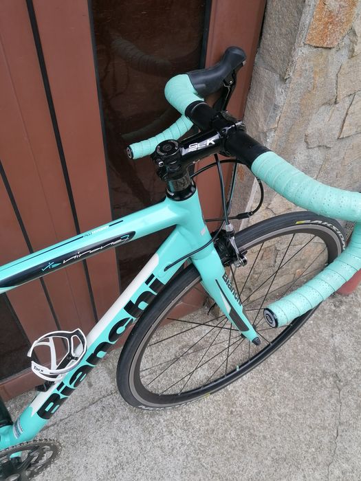 Шосеен BIANCHI  2*11 Shimano 105