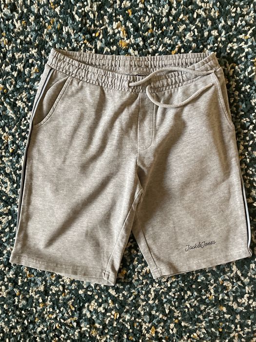 Vand pantaloni scrurti