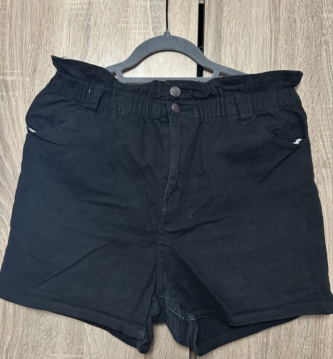 Клинче на nike, пола и къси панталонки