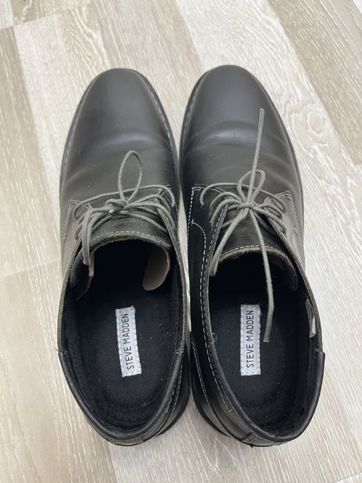 Продам мужские ботинки