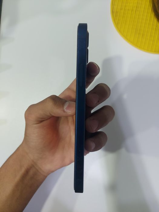 IPhone 12 128GB 75% в идеальном состоянии
