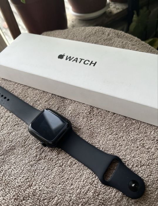 Продам Apple Watch se 40mm