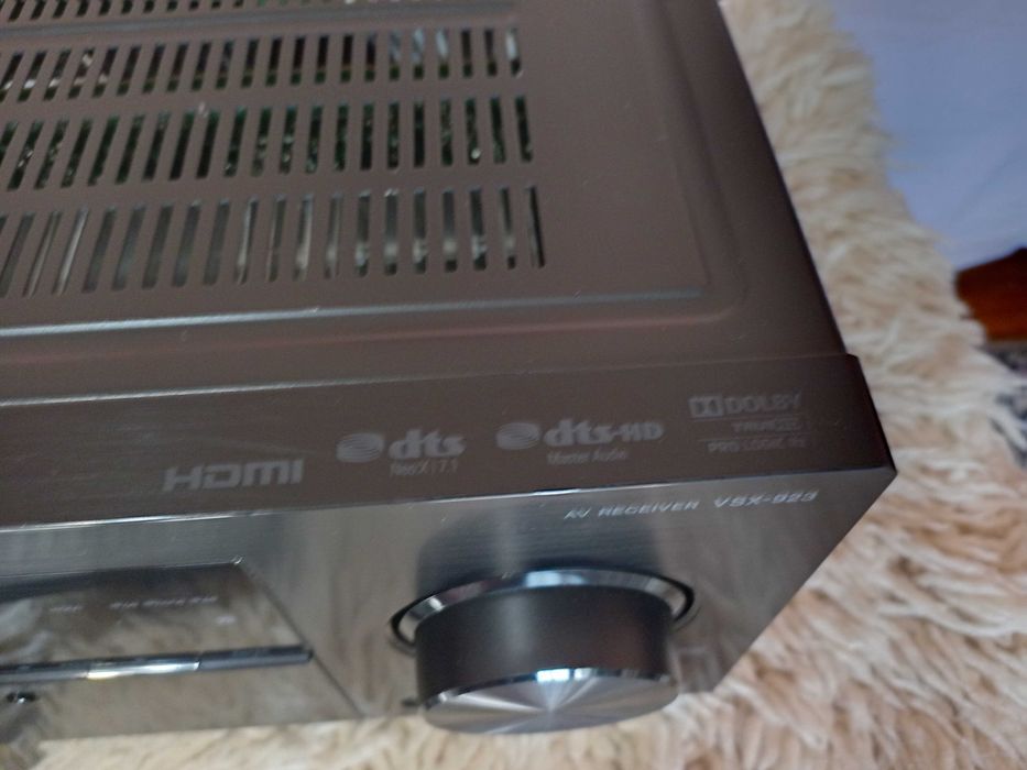 Продавам ресйвър PIONEER