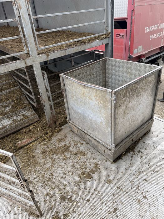 Mercedes atego -camion animale vii-2 etaje