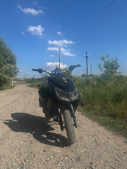 Продам мопед м8 про
