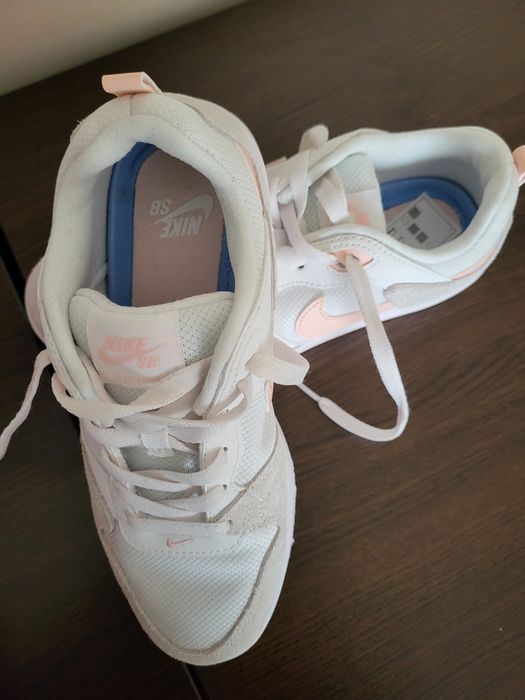 Nike маратонки CQ0369-101